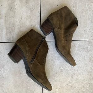 Antonio Melanie Olive Booties